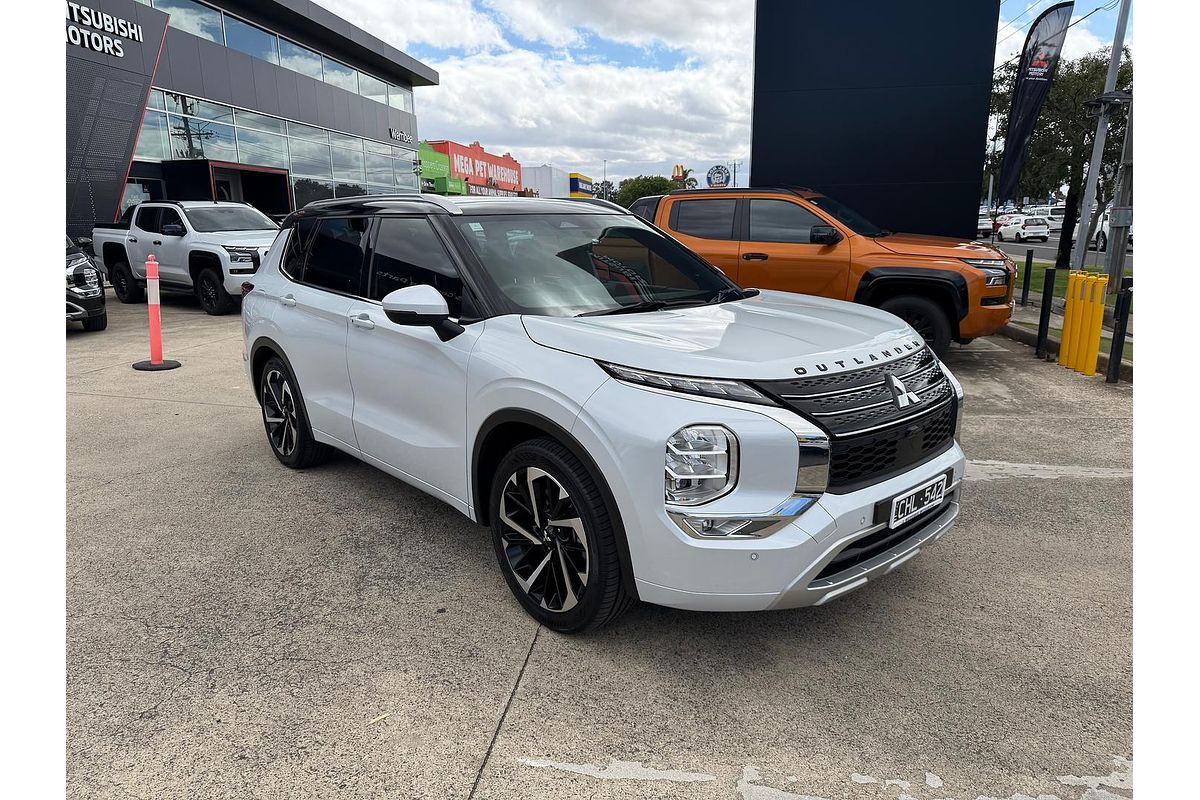 2022 Mitsubishi Outlander Exceed Tourer ZM