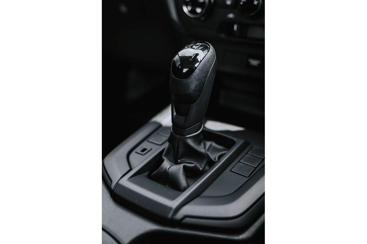 2025 Isuzu D-MAX SX  4X4