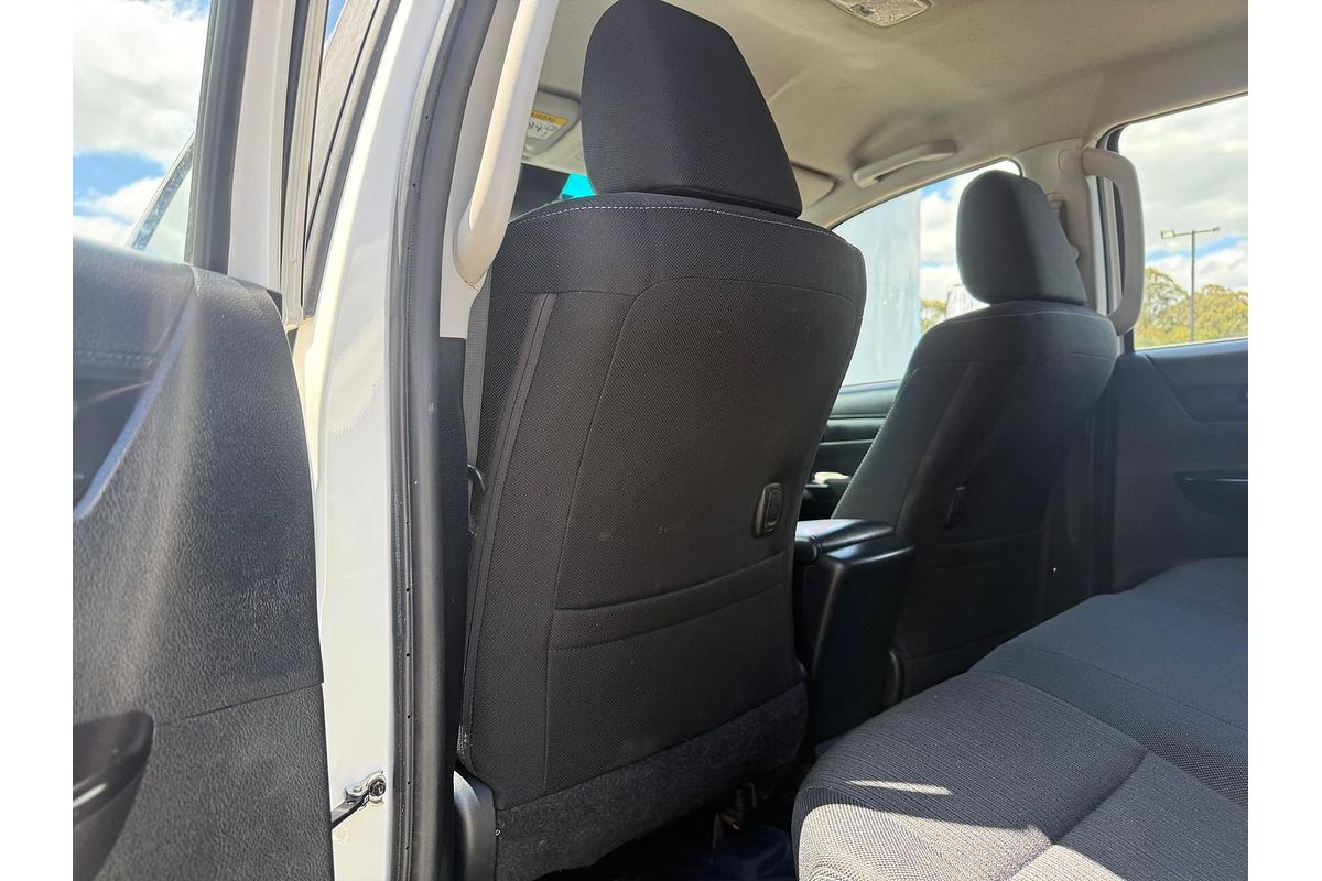 2019 Toyota Hilux SR GUN126R 4X4