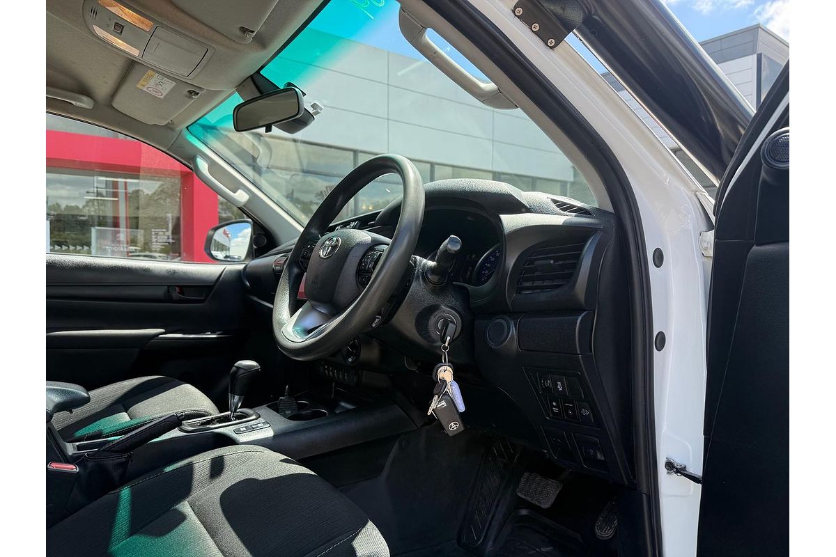 2019 Toyota Hilux SR GUN126R 4X4
