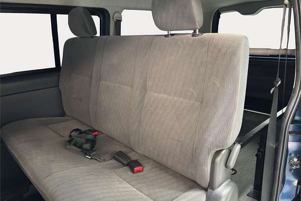 2010 Toyota Hiace Super GL TRH200