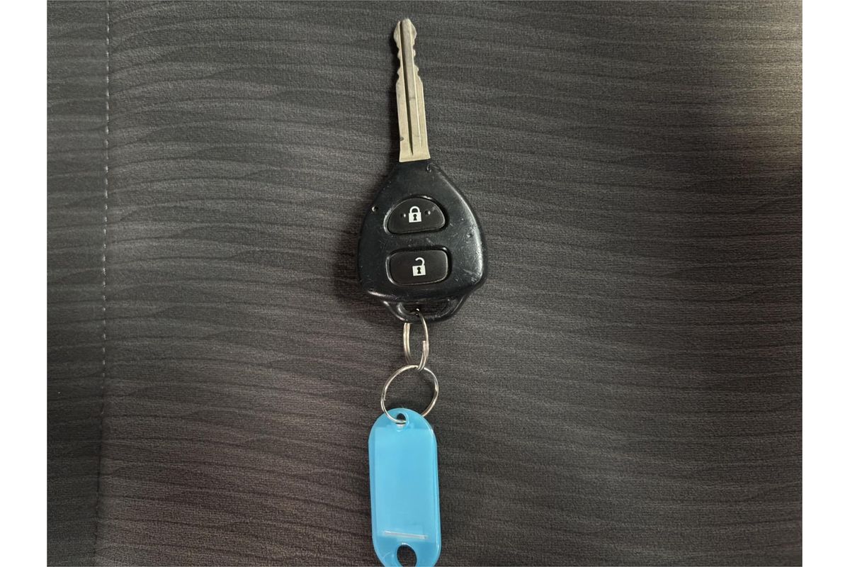 2010 Toyota Hiace Super GL TRH200