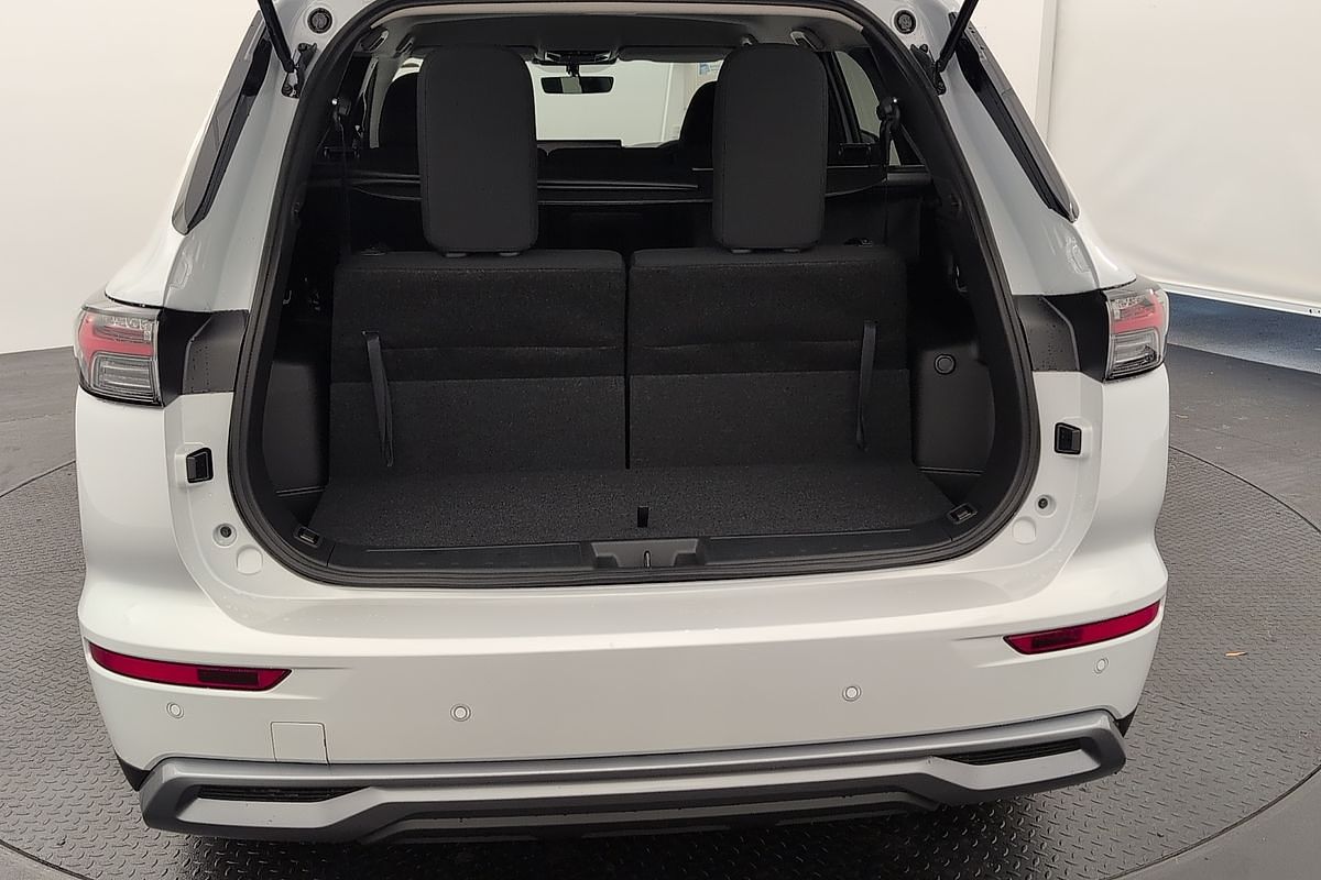 2025 Mitsubishi Outlander LS ZM