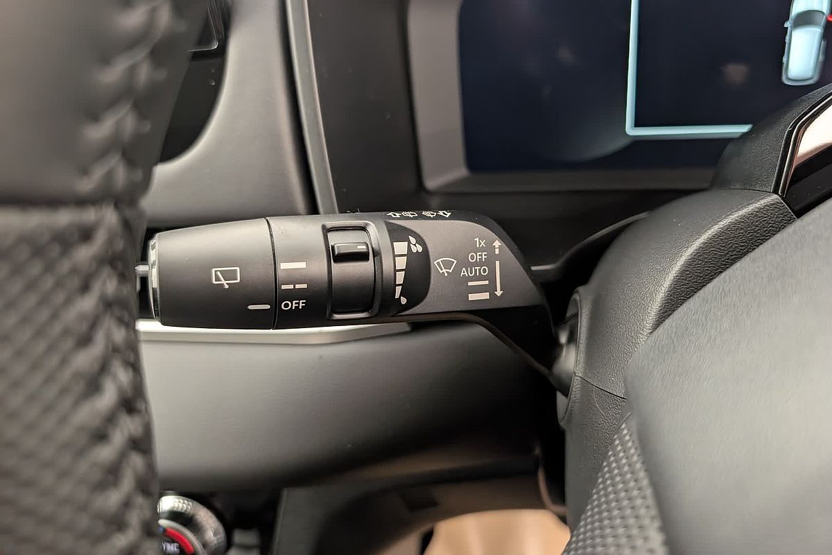 2025 Mitsubishi Outlander LS ZM