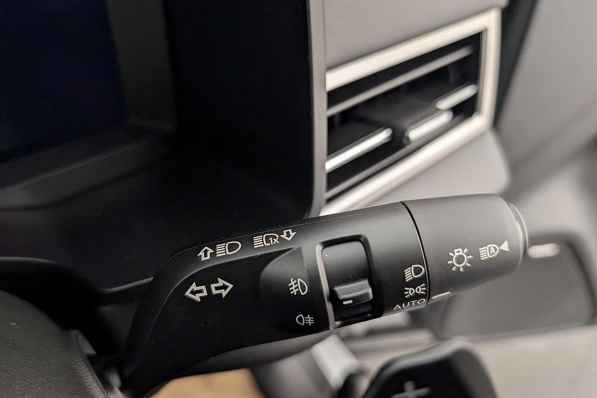 2025 Mitsubishi Outlander LS ZM