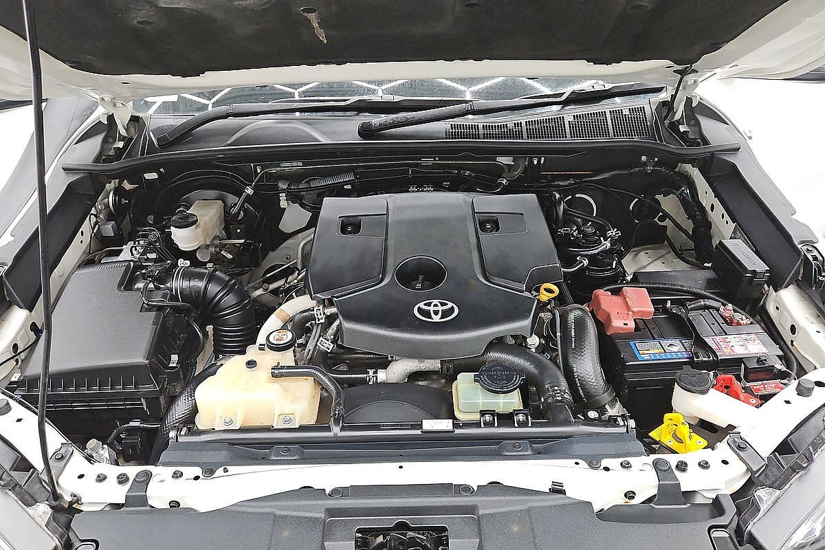 2021 Toyota Hilux SR GUN126R 4X4