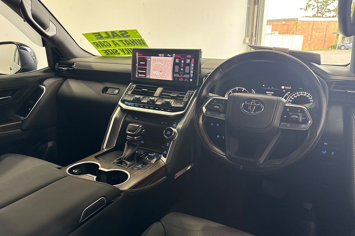 2024 Toyota Landcruiser VX FJA300R