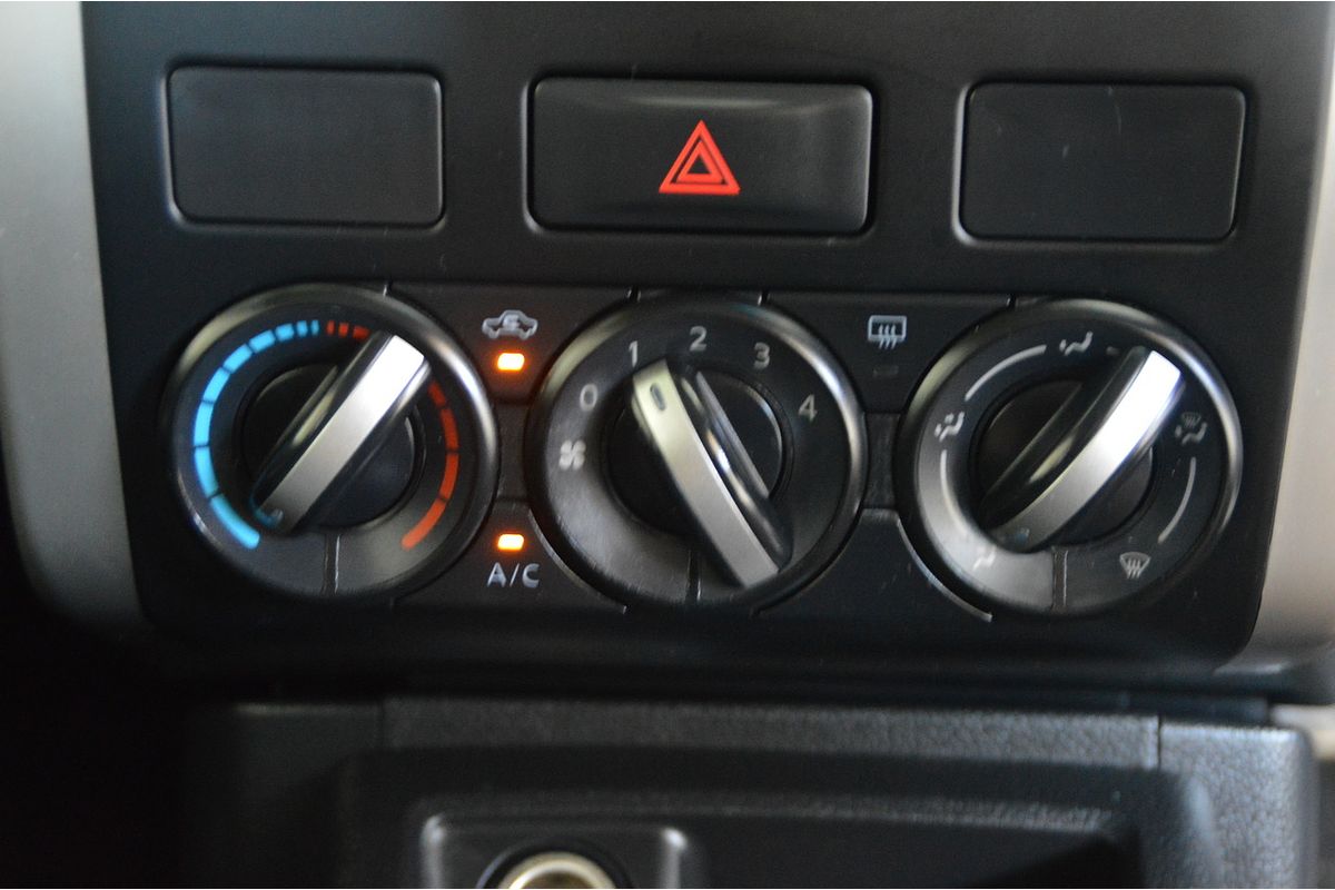 2012 Nissan X-TRAIL ST T31