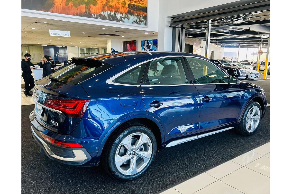 2023 Audi Q5 40 TDI S line FY