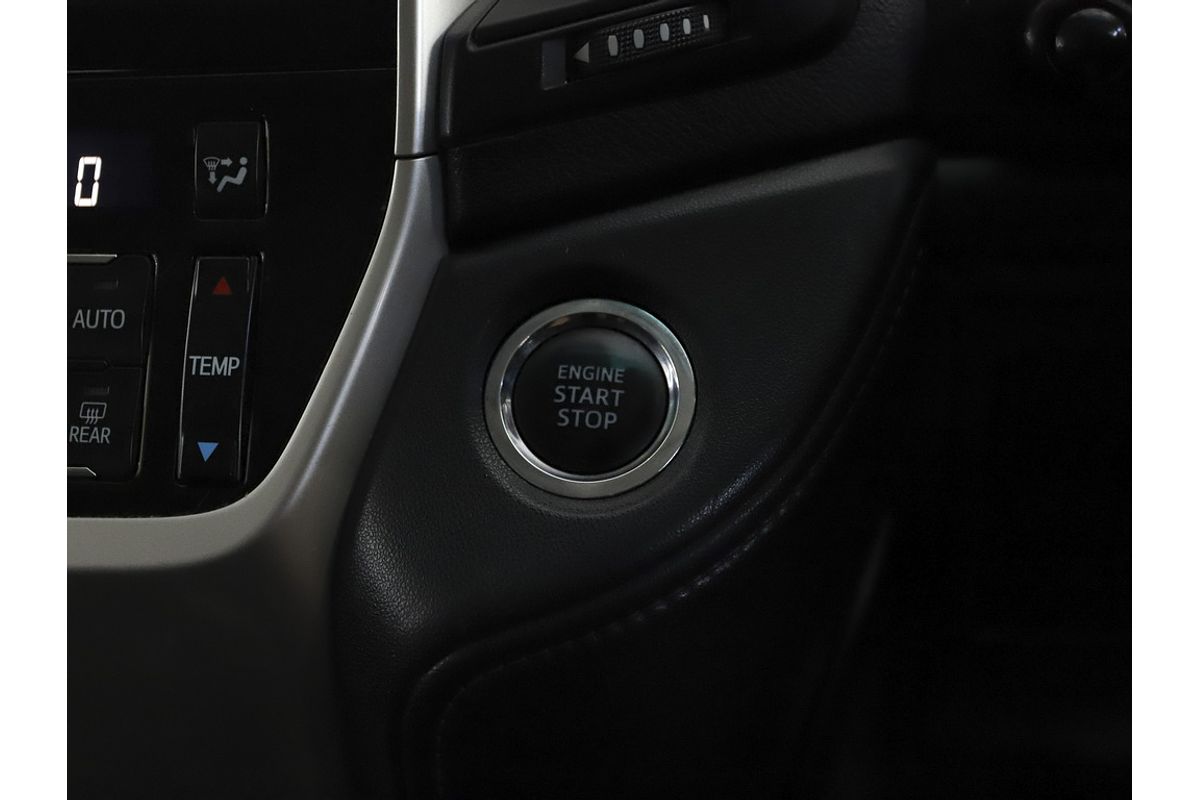 2016 Toyota Landcruiser GXL VDJ200R