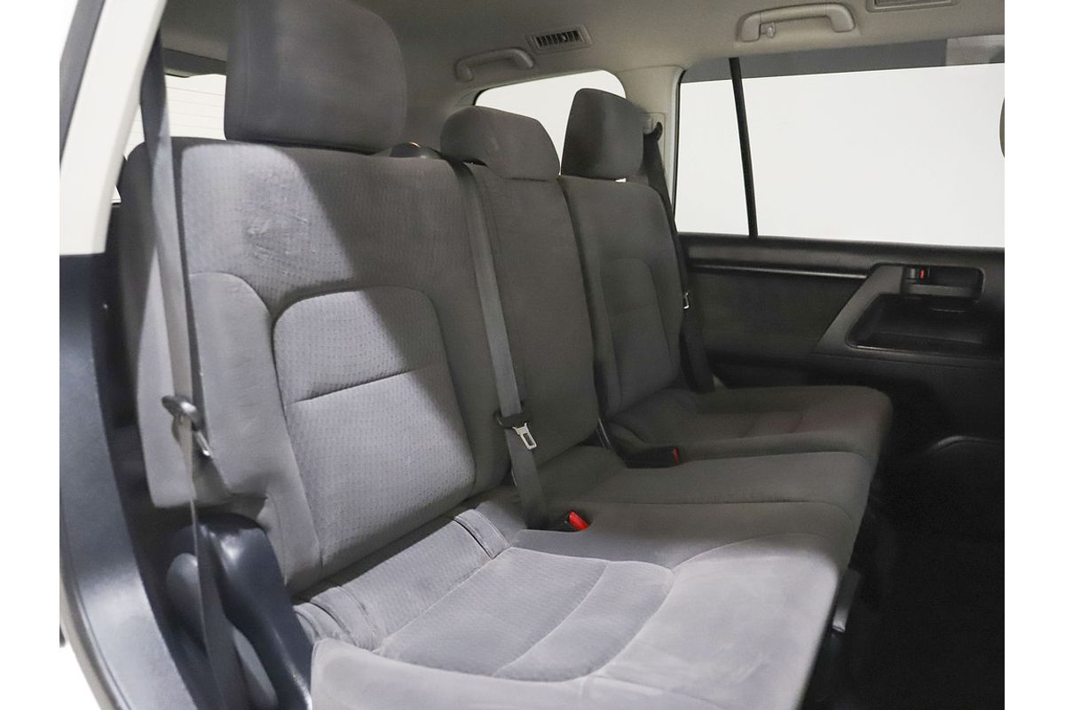 2016 Toyota Landcruiser GXL VDJ200R