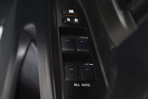 2016 Toyota Landcruiser GXL VDJ200R