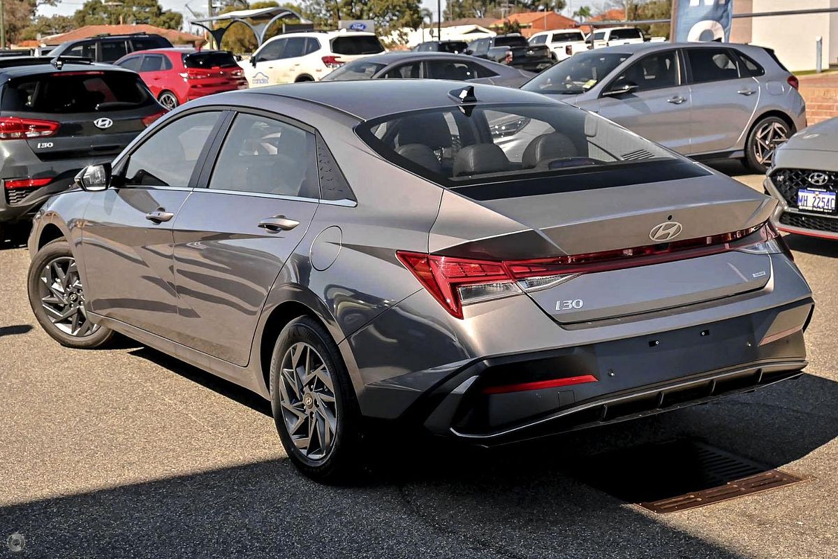 2025 Hyundai i30 Elite Hybrid CN7.V2