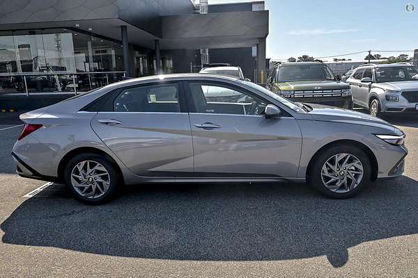 2025 Hyundai i30 Elite Hybrid CN7.V2