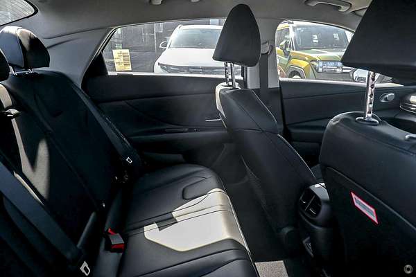 2025 Hyundai i30 Elite Hybrid CN7.V2