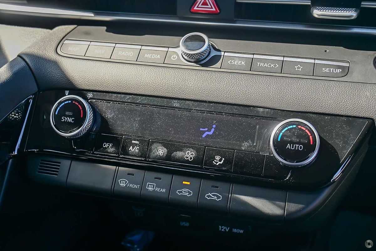 2025 Hyundai i30 Elite Hybrid CN7.V2