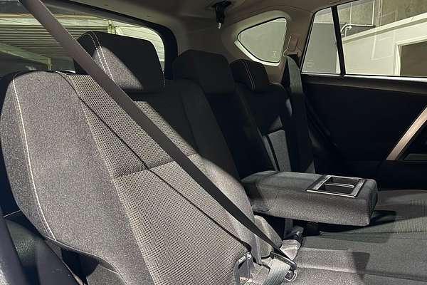 2017 Toyota RAV4 GXL ASA44R