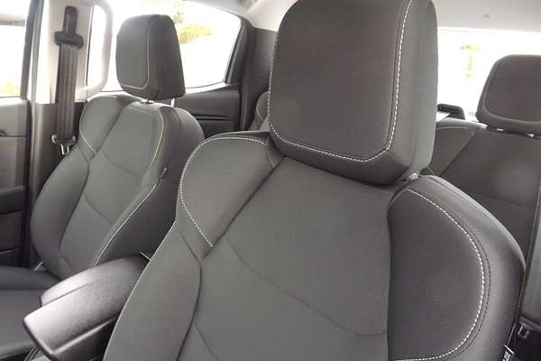 2025 Isuzu D-MAX SX High Ride Rear Wheel Drive