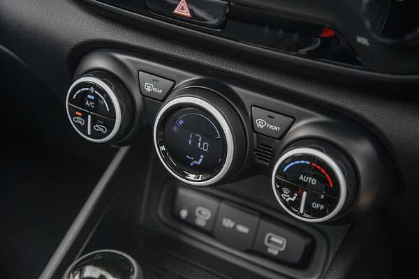 2025 Hyundai Venue Elite QX.V5