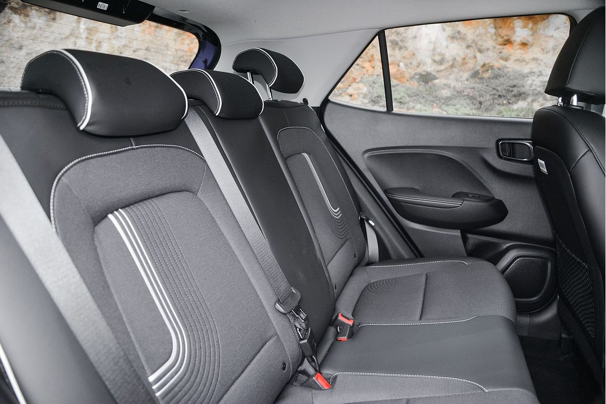 2025 Hyundai Venue Elite QX.V5