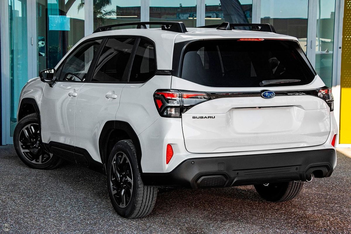 2025 Subaru Forester Premium S6