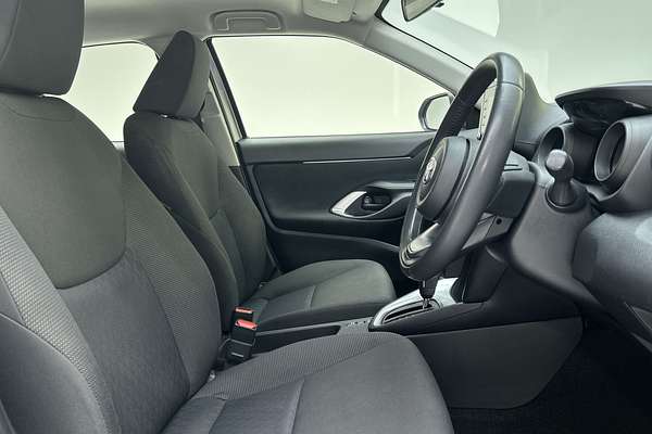 2022 Toyota Yaris Cross GX MXPJ10R thumb-12