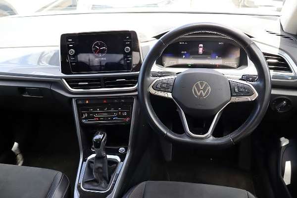 2023 Volkswagen T-Roc 110TSI Style D11