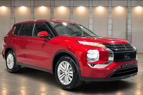 2024 Mitsubishi Outlander ES ZM