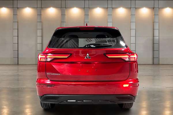 2024 Mitsubishi Outlander ES ZM
