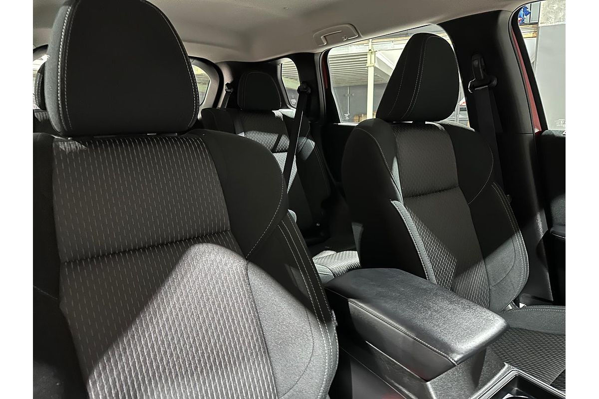 2024 Mitsubishi Outlander ES ZM