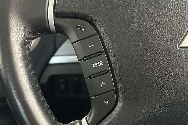 2018 Mitsubishi Pajero GLX NX