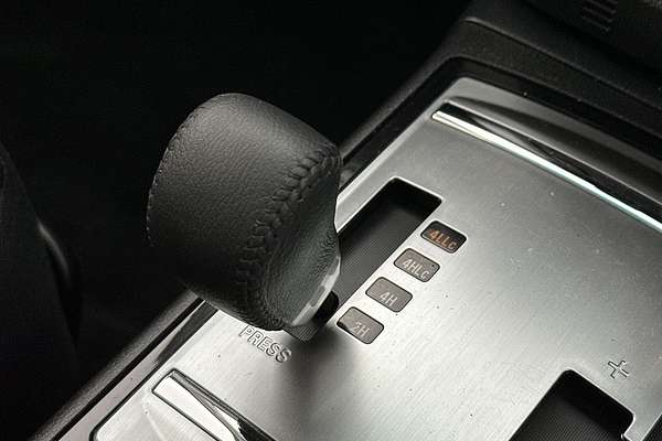 2018 Mitsubishi Pajero GLX NX