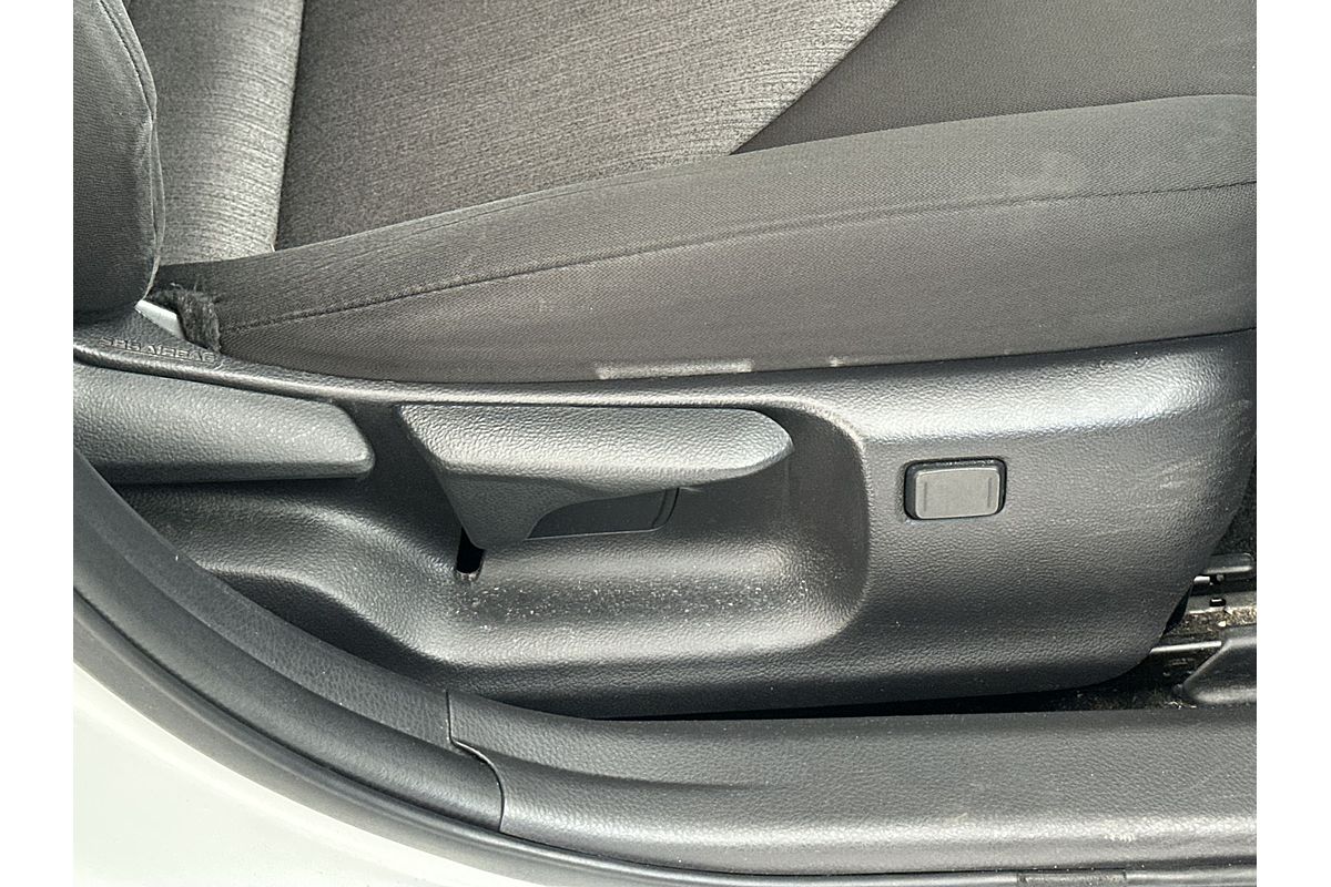 2021 Toyota Camry Ascent AXVH70R