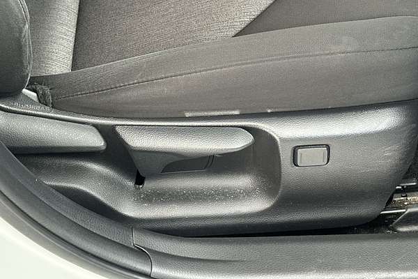 2021 Toyota Camry Ascent AXVH70R