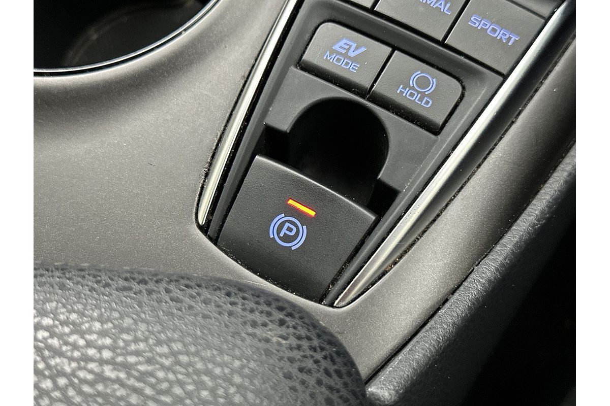 2021 Toyota Camry Ascent AXVH70R