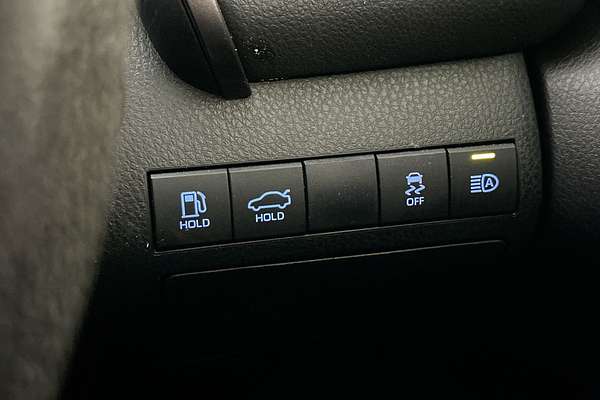 2021 Toyota Camry Ascent AXVH70R