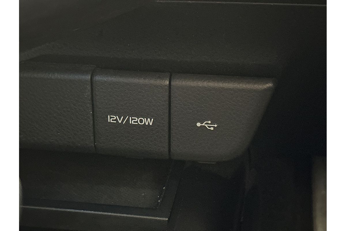 2021 Toyota Camry Ascent AXVH70R