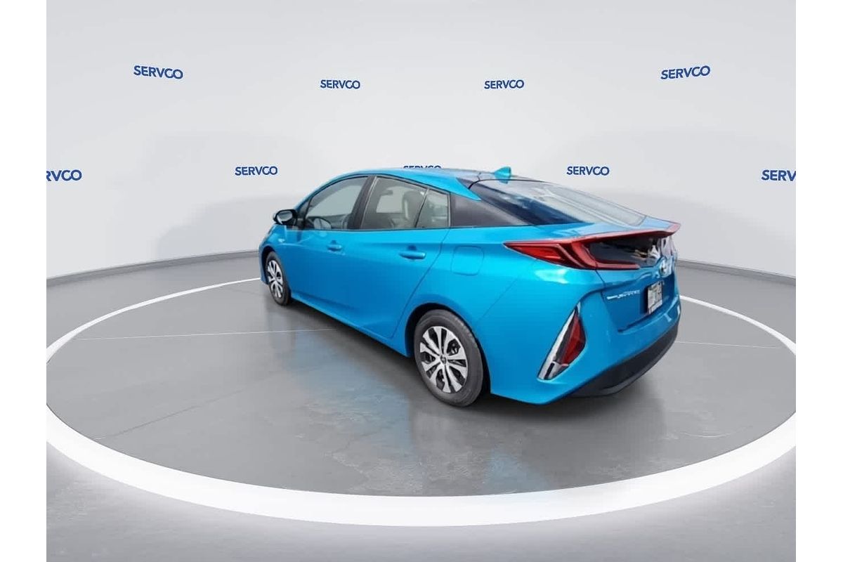 2021 Toyota Prius XLE