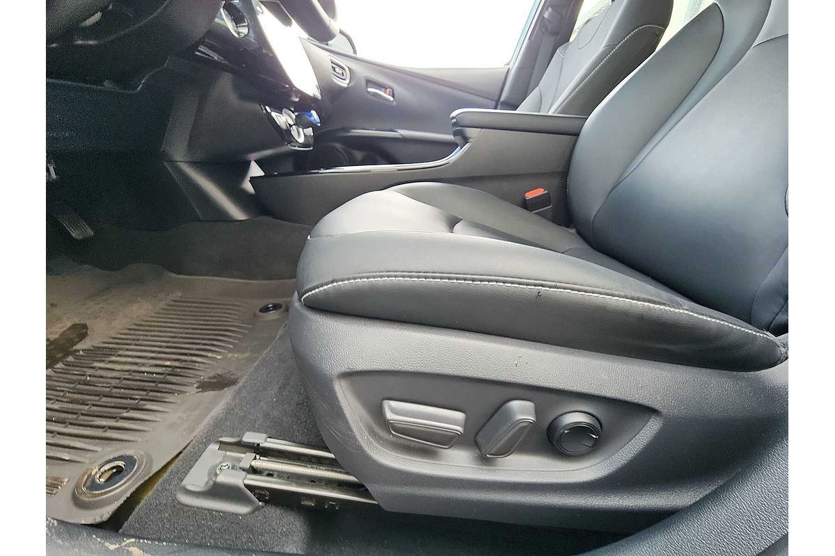 2021 Toyota Prius XLE