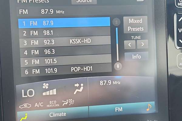 2021 Toyota Prius XLE