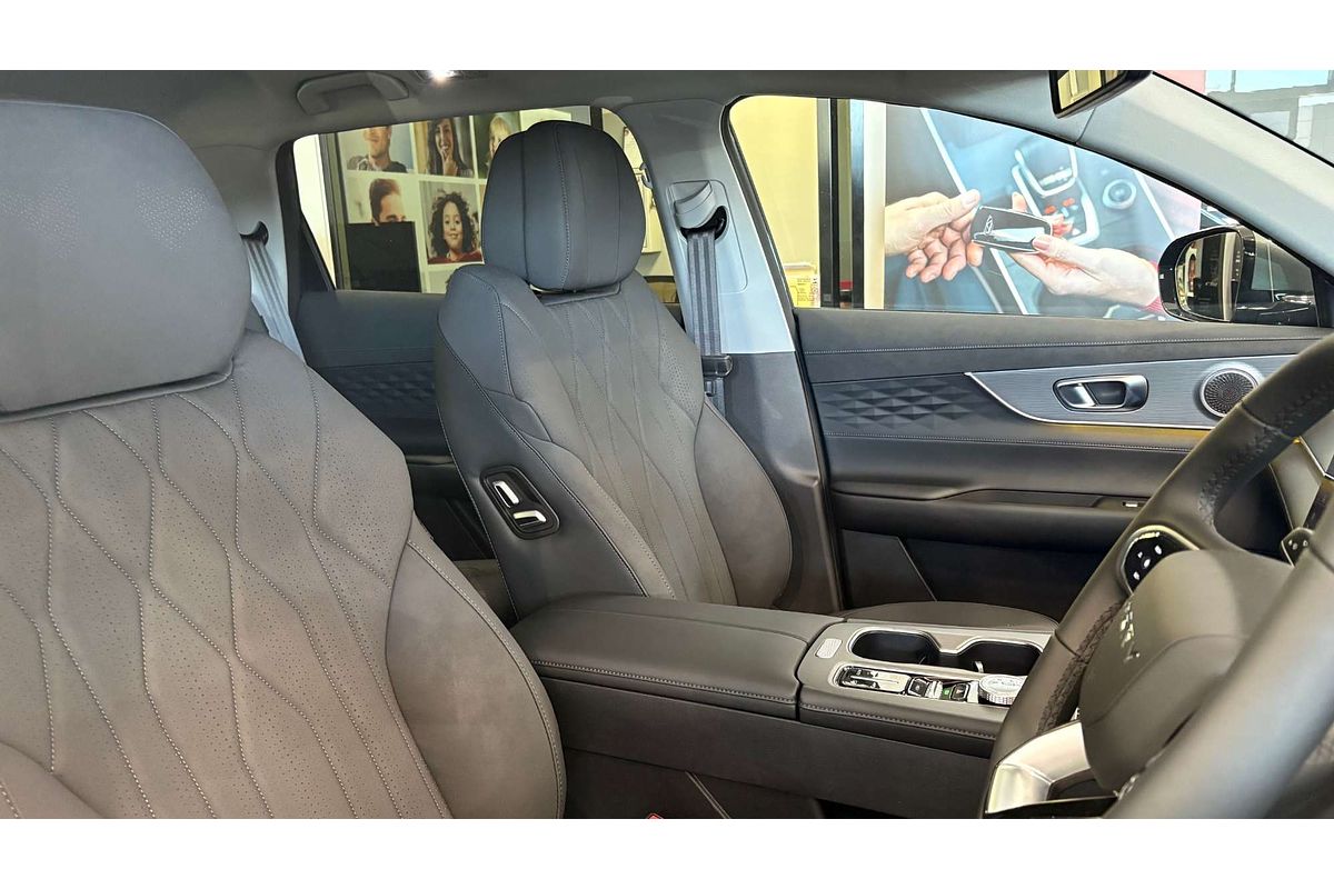 2025 Chery Tiggo 8 Super Hybrid Ultimate T31