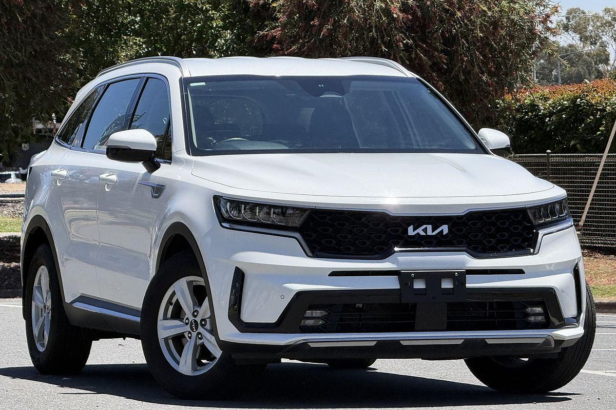2023 Kia Sorento S MQ4