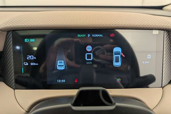 2025 MG MGS5 EV Essence 62 ZS3EM