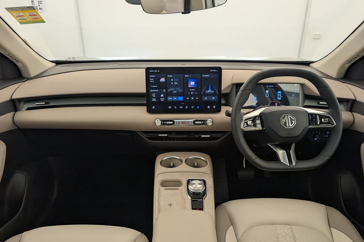 2025 MG MGS5 EV Essence 62 ZS3EM