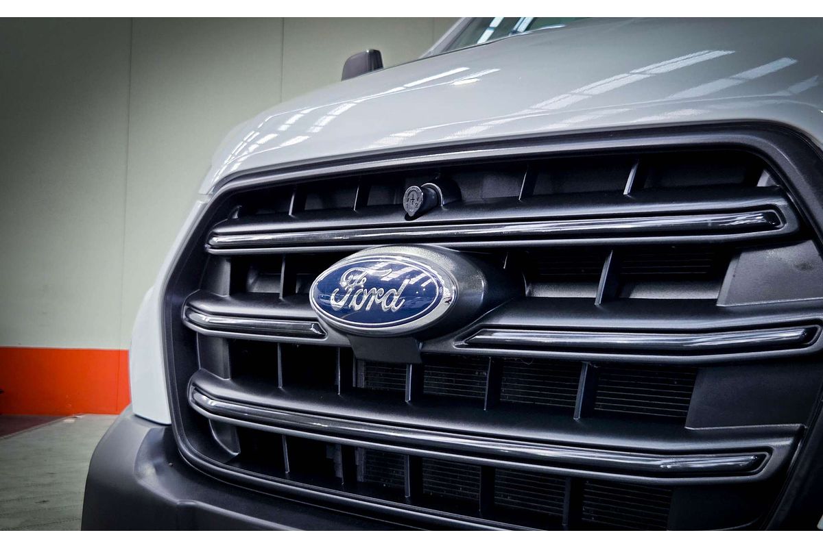 2018 Ford Transit 470E VO Rear Wheel Drive