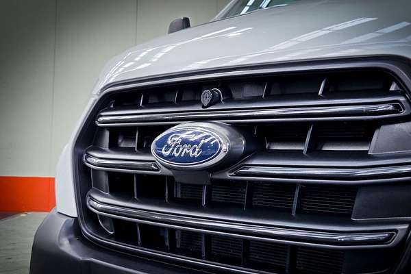 2018 Ford Transit 470E VO Rear Wheel Drive