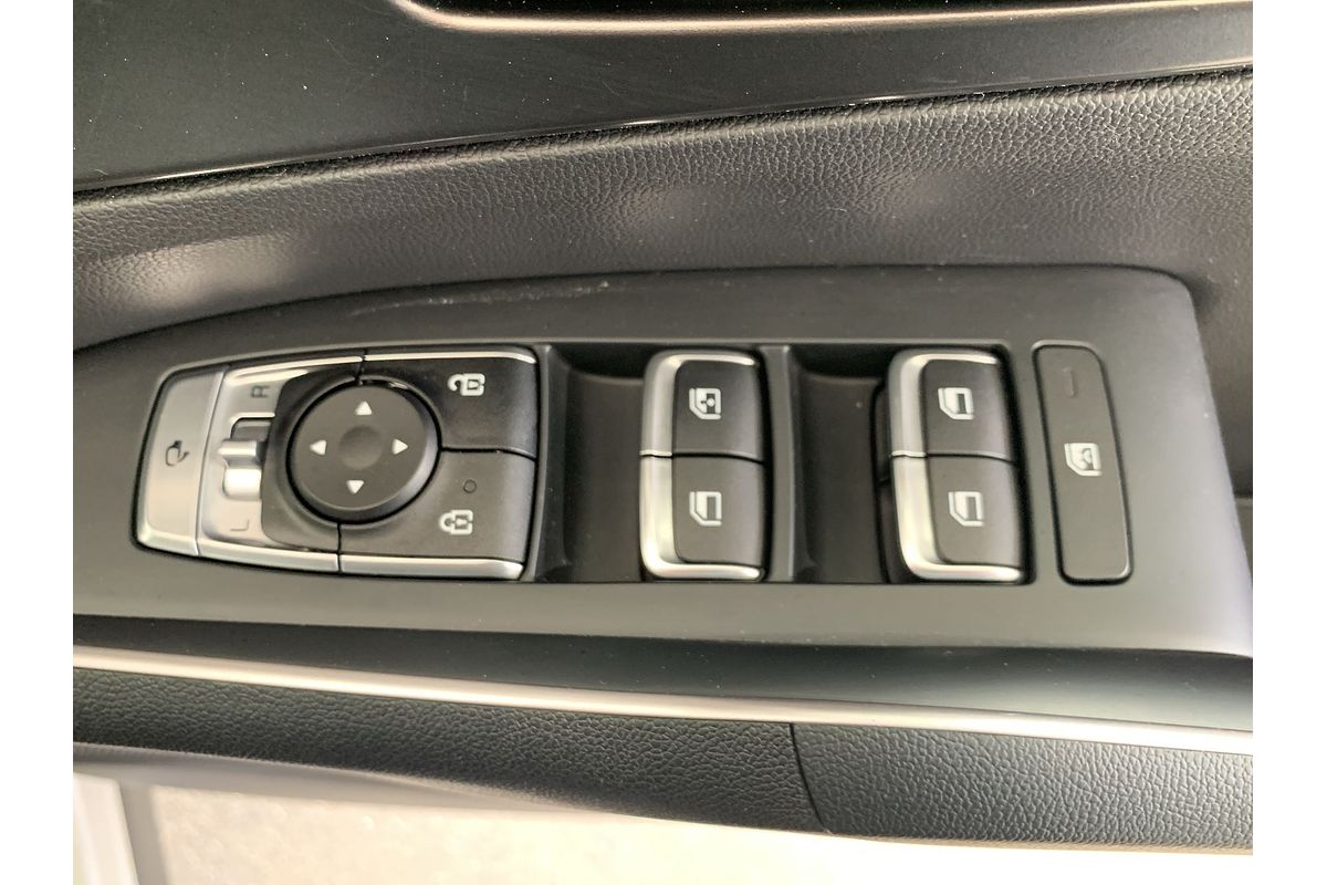 2022 Kia Sorento S MQ4