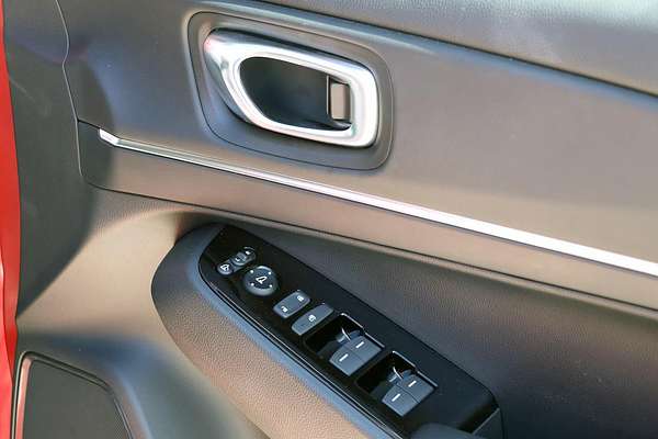 2023 Honda HR-V e:HEV L