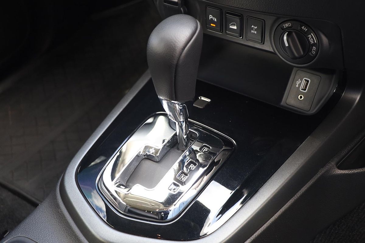 2024 Nissan Navara PRO-4X Warrior D23 4X4