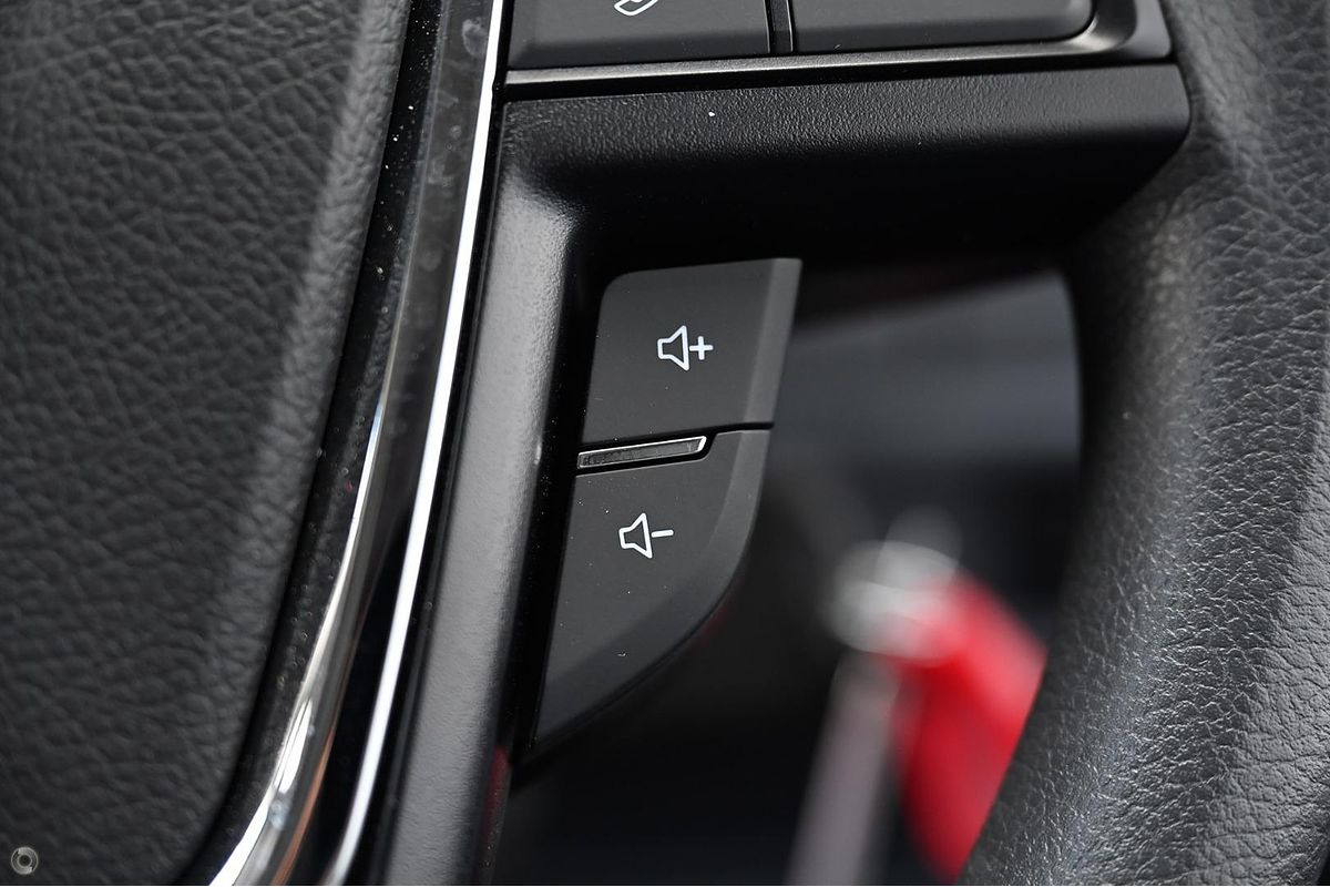 2022 LDV V80 LWB Mid Roof